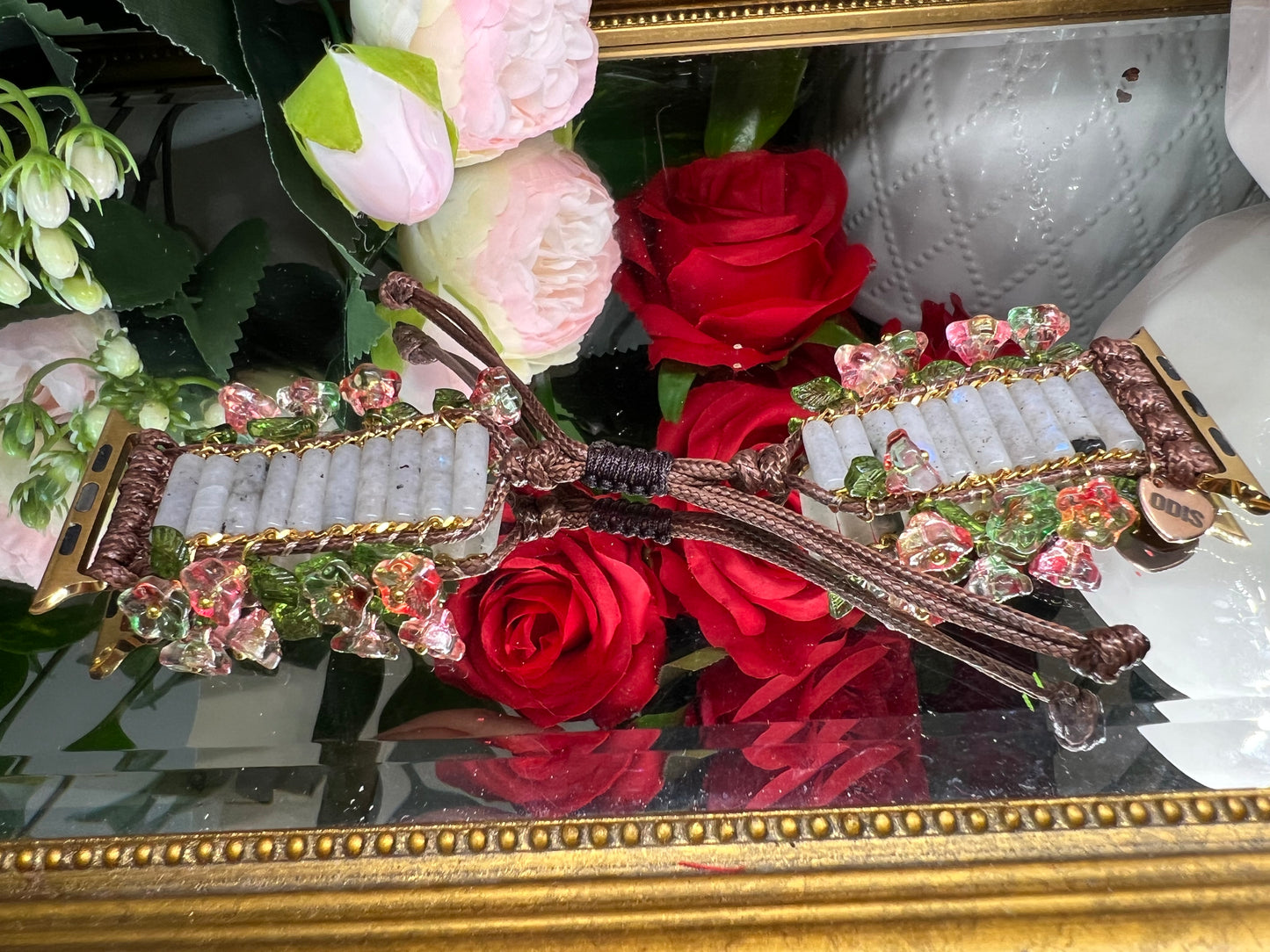 Intuition - bracelet Apple Watch en labradorite blanche