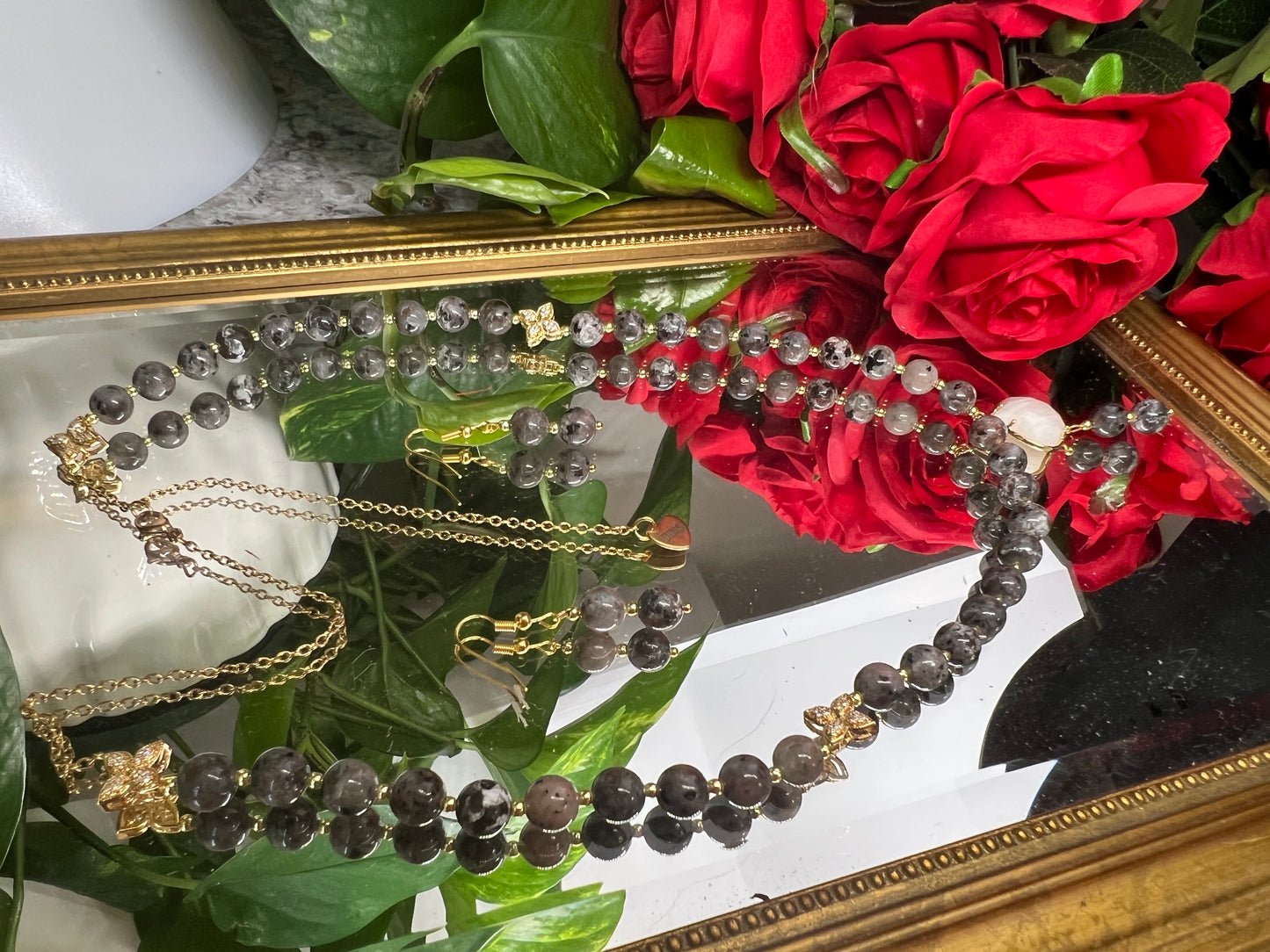 Optimisme - collier en yooperlite 8mm